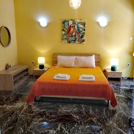 Thissio Apartment Philoxenia Atenas Exterior foto